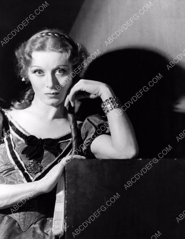 Greer Garson portrait 8b20-0755