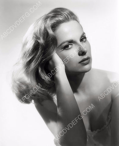 gorgeous Martha Hyer portrait 8b20-0760