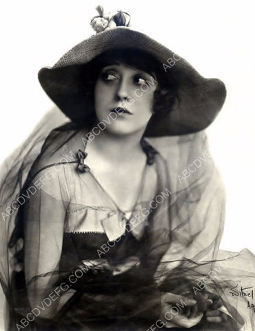 silent super star Mabel Normand portrait 8b20-0811