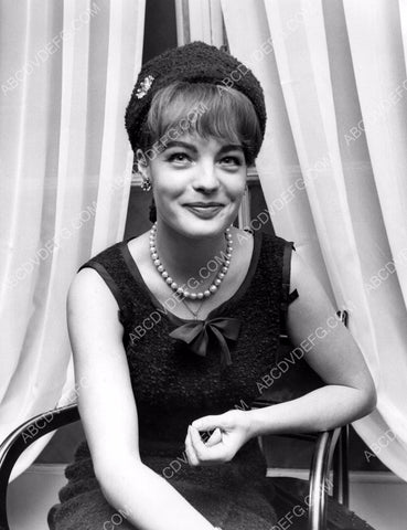 seated and taking it easy Romy Schneider 8b20-0850