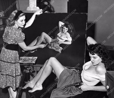 gorgeous Jane Russell poses for poster of classic film The Outlaw 8b20-10027