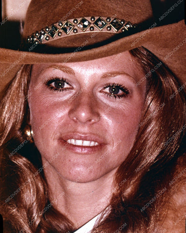 Lindsay Wagner in her cowboy hat 8b20-10296