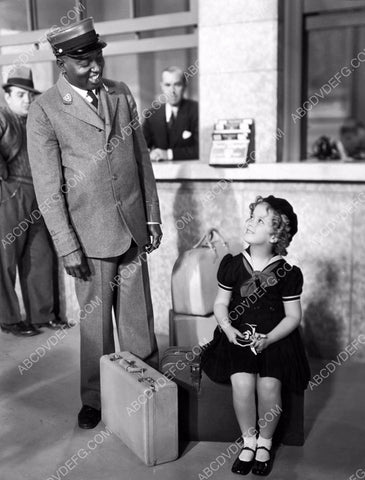 Shirley Temple film scene Poor Little Rich Girl 8b20-1071