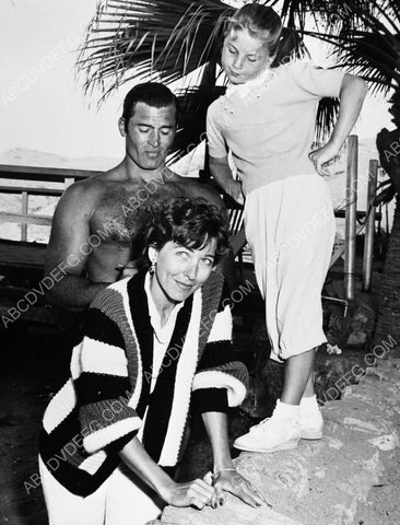 candid Clint Walker and the family 8b20-10724