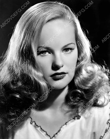 gorgeous Peggy Cummins portrait 8b20-10913