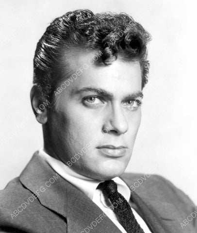 Tony Curtis portrait 8b20-10952