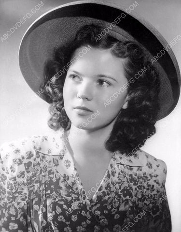 Shirley Temple portrait 8b20-1112