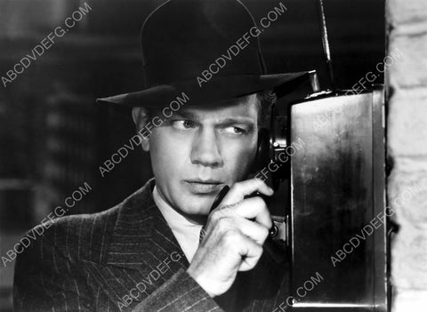 Joseph Cotton on telephone mystery film Shadow of a Doubt 8b20-11182