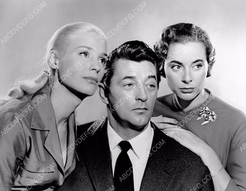Ingrid Thulin Robert Mitchum Genevieve Page film Foreign Intrigue 8b20-1140