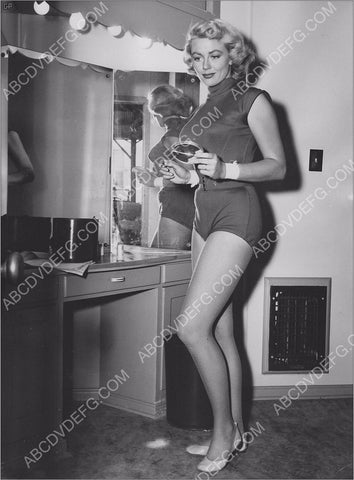 candid beautiful Dorothy Malone in her dressing room 8b20-11416