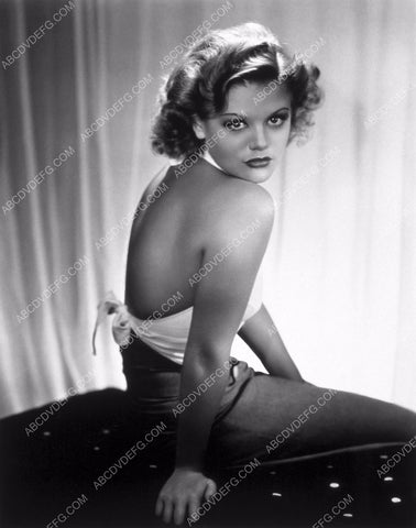 beautiful bare shoulders Simone Simon portrait 8b20-11702