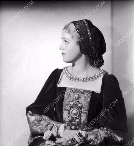 Cornelia Otis Skinner portrait 8b20-11708
