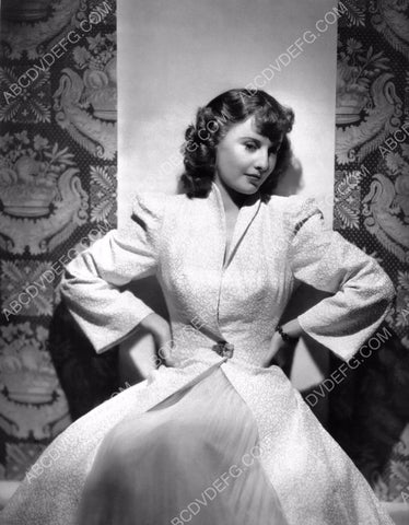 Barbara Stanwyck cool fashion portrait 8b20-11782