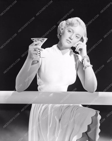 Jan Sterling and a martini 8b20-11823