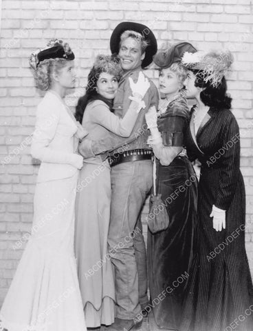 all the babes want their picture w Doug McClure TV The Virginian 8b20-11890