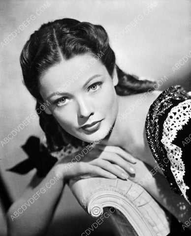 beautiful Gene Tierney portrait 8b20-1189