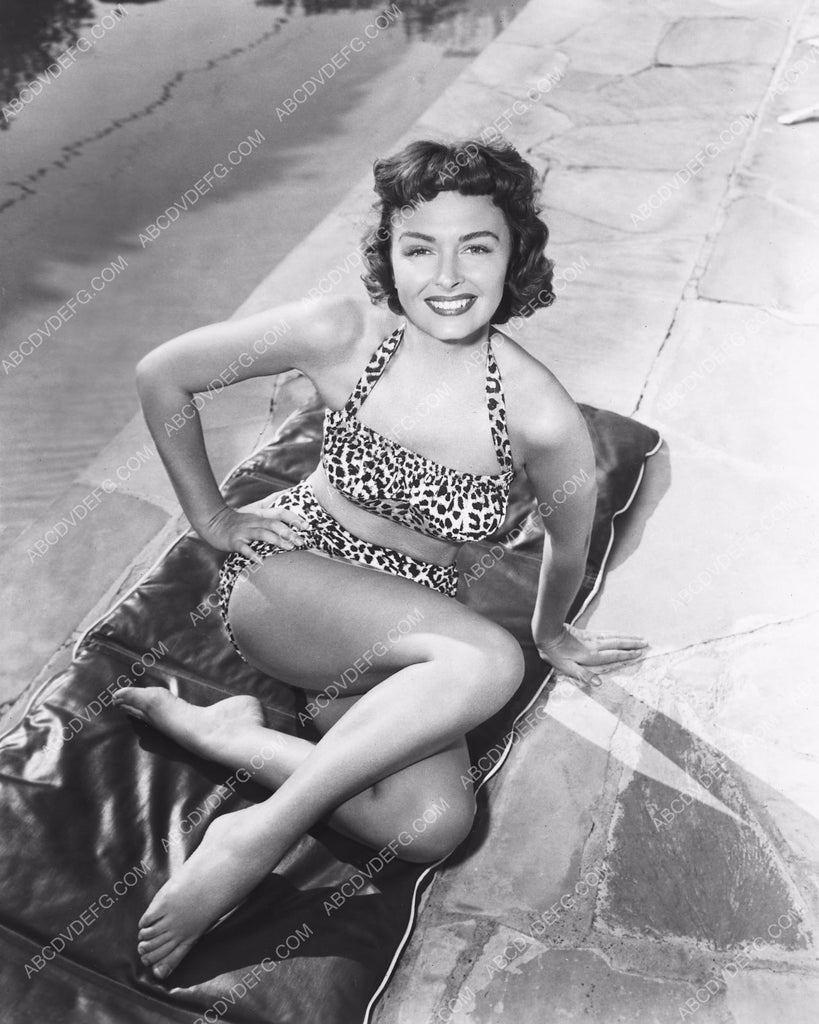 Donna Reed in sexy leopard print bikini by the pool 8b20 11931