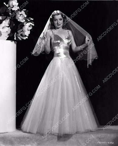 gorgeous Ellen drew fashion portrait 8b20-11980