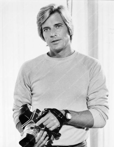 Dirk Benedict playing with his photography equipment 8b20-12136