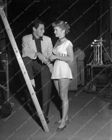 Eddie Fisher super cute Debbie Reynolds behind the scenes 8b20-12193
