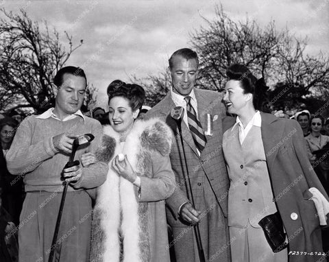 Bob Hope Dorothy Lamour Gary Cooper out on the golf course 8b20-12259