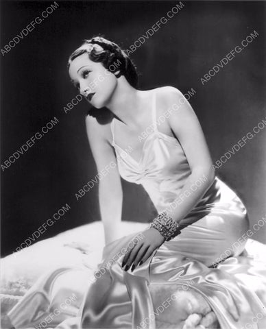 Dorothy Lamour fashion portrait 8b20-12279