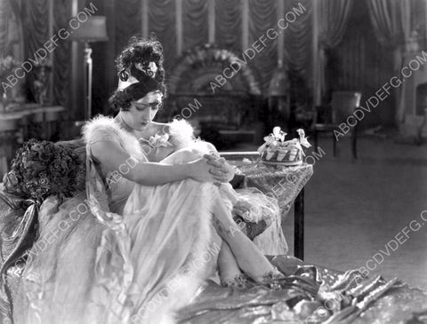 Gloria Swanson in white unknown silent film 8b20-12361