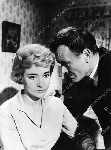 John Mills Sylvia Syms film Flame in the Streets 8b20-12404