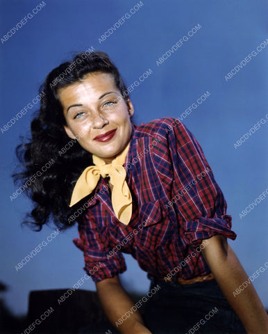 Gail Russell outdoors portrait 8b20-12421