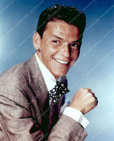 crooner Frank Sinatra portrait 8b20-12956