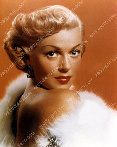 Lana Turner white fur bare shoulders portrait 8b20-1298