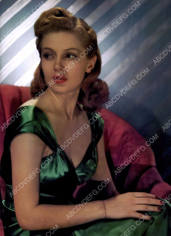 Lana Turner portrait 8b20-1302