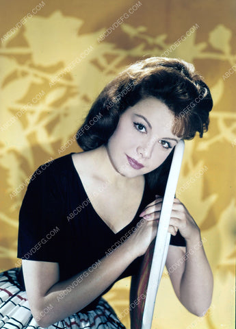 beautiful Annette Funicello portrait 8b20-13037