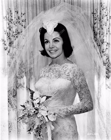 Annette Funicello in bridal gown 8b20-13048