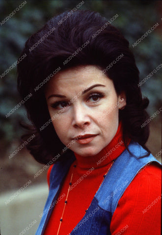 beautiful Annette Funicello portrait 8b20-13098