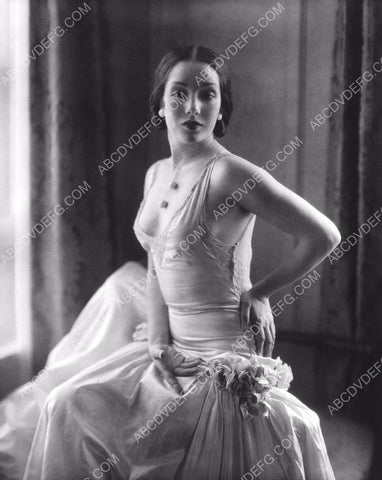 beautiful Mexican actress Lupe Velez portrait 8b20-1320