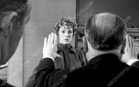 Julie Andrews Alfred Hitchcock behind the scenes Torn Curtain 8b20-13284