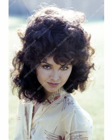 Victoria Principal portrait 8b20-13478