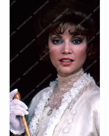 beautiful Victoria Principal portrait 8b20-13481