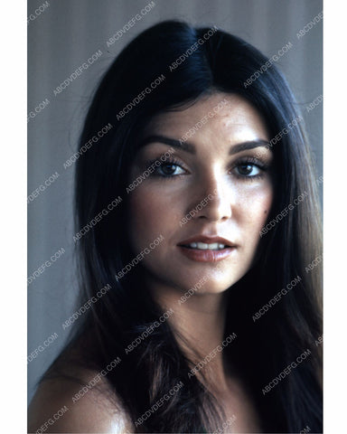 gorgeous Victoria Principal portrait 8b20-13485