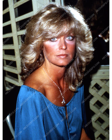 sex symbol Farrah Fawcett at some event 8b20-13517