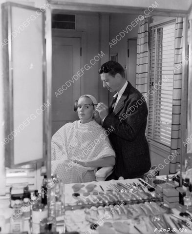 candid Frances Farmer in the makeup chair 8b20-13667