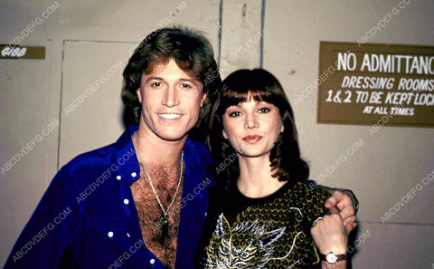 Andy Gibb Victoria Principal back stage 8b20-13707