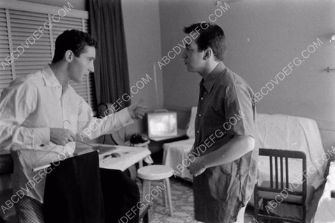 Bobby Darin doing the quick change 8b20-13793