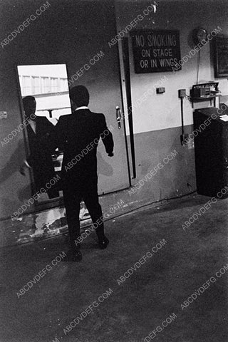 Bobby Darin getting ready to go on stage 8b20-13795