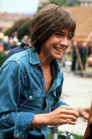 candid David Cassidy at some outdoor event 8b20-13883