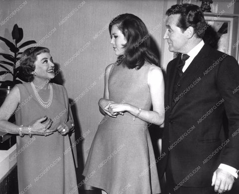 Bette Davis visits Diana Rigg Patrick Macnee on set TV The Avengers 8b20-14092