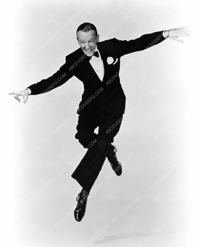 Fred Astaire dance sequence 8b20-14185