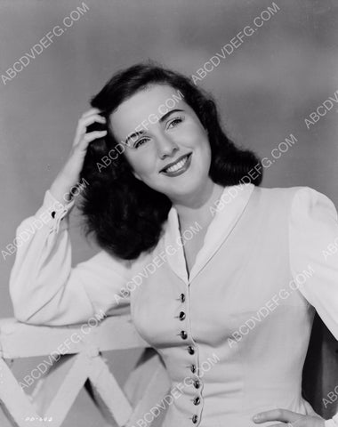 lovely Deanna Durbin portrait 8b20-14313