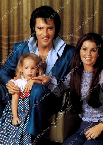 Elvis Presley Priscilla and Lisa Marie family pic 8b20-14555 – ABCDVDVIDEO